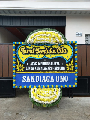Papan Bunga Duka di Hantara